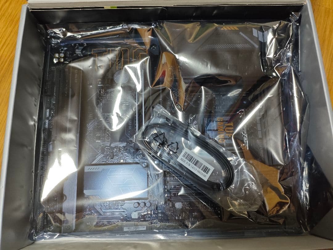 マザーボード ASUS TUF GAMING B660-PLUS WIFI D4 DDR4