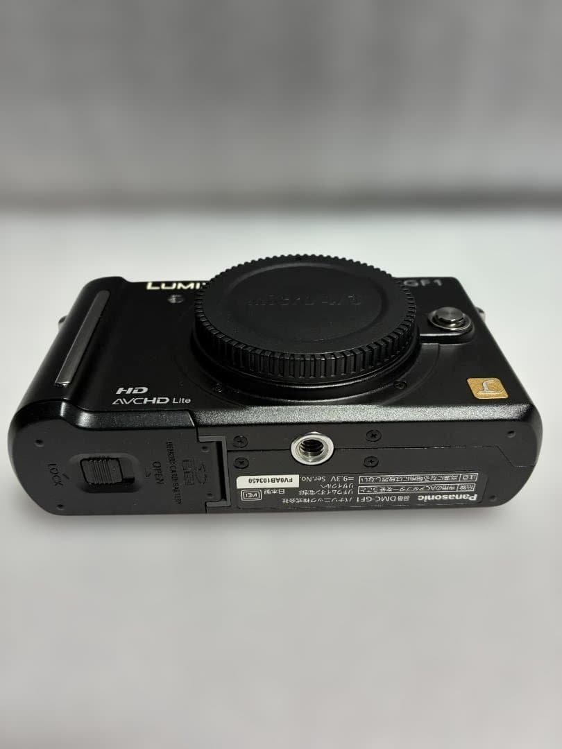 O*o様 Panasonic LUMIX DMC-GF1 ブラック ボディ
